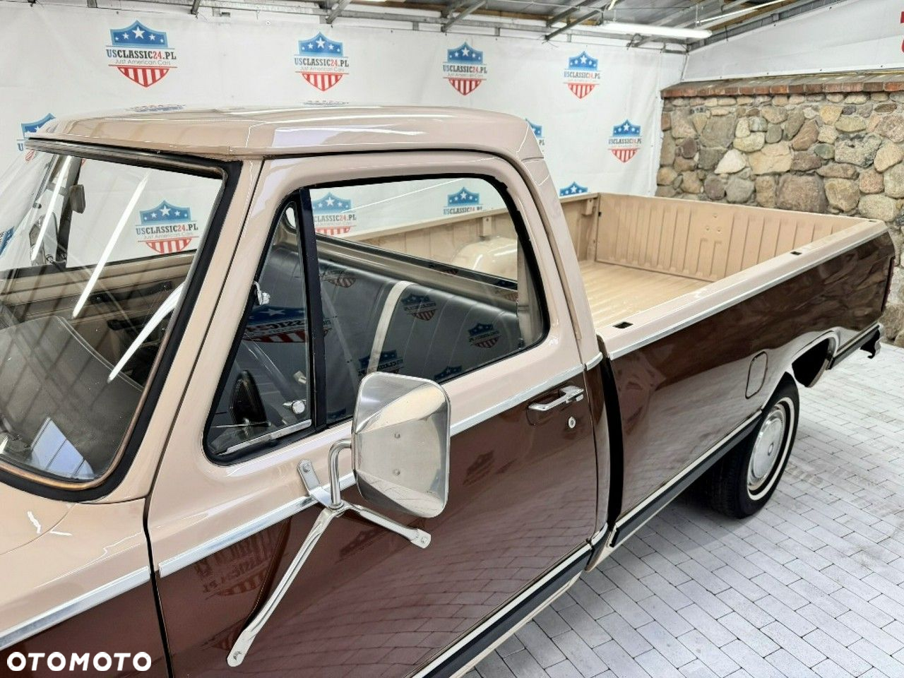 Dodge RAM - 10