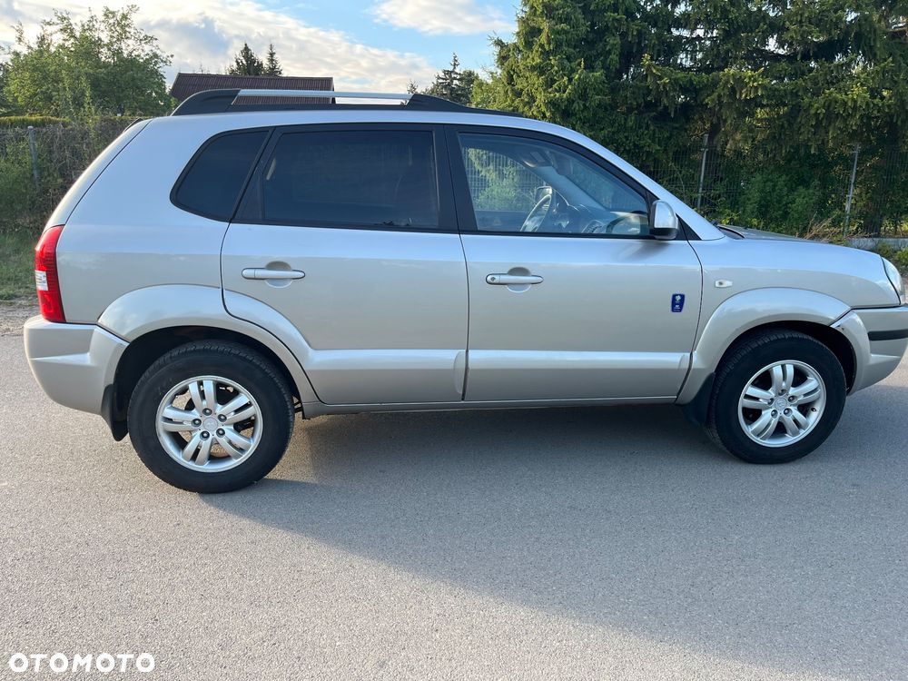 Hyundai Tucson 2.0 Elegance / Premium - 4