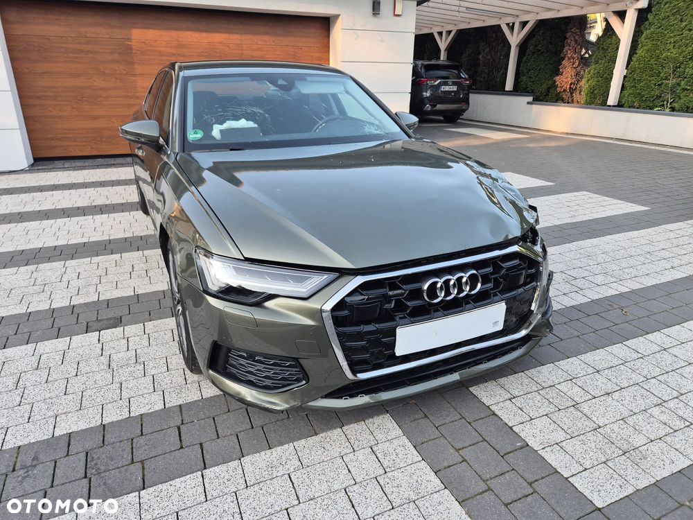 Audi A6 - 4