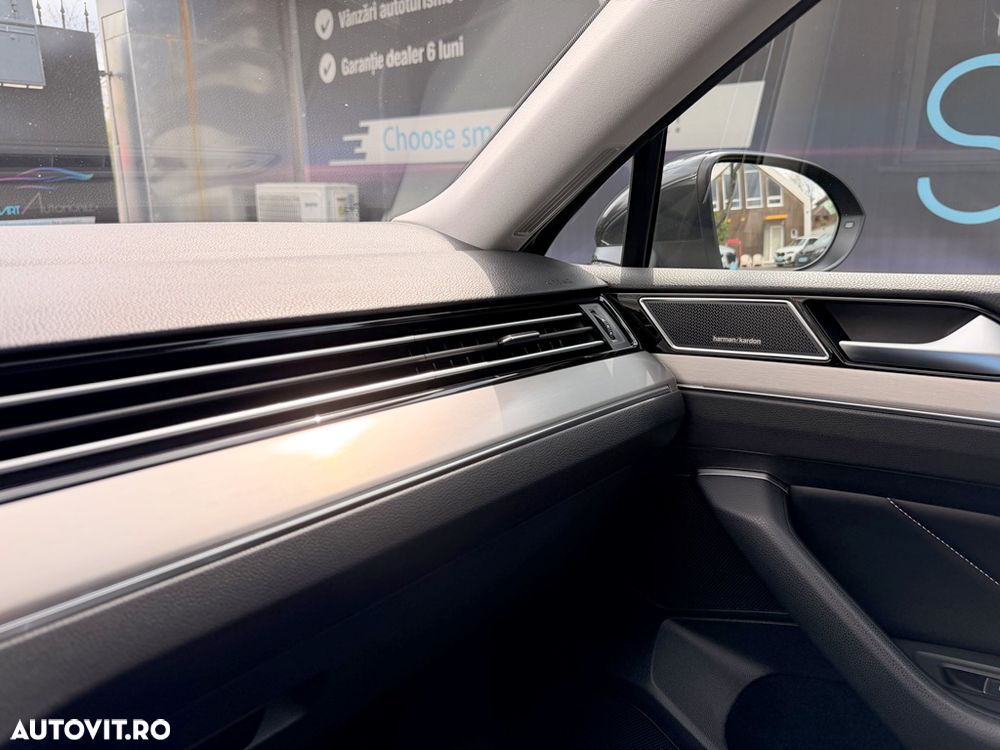 Volkswagen Passat 2.0 TDI DSG Highline - 23