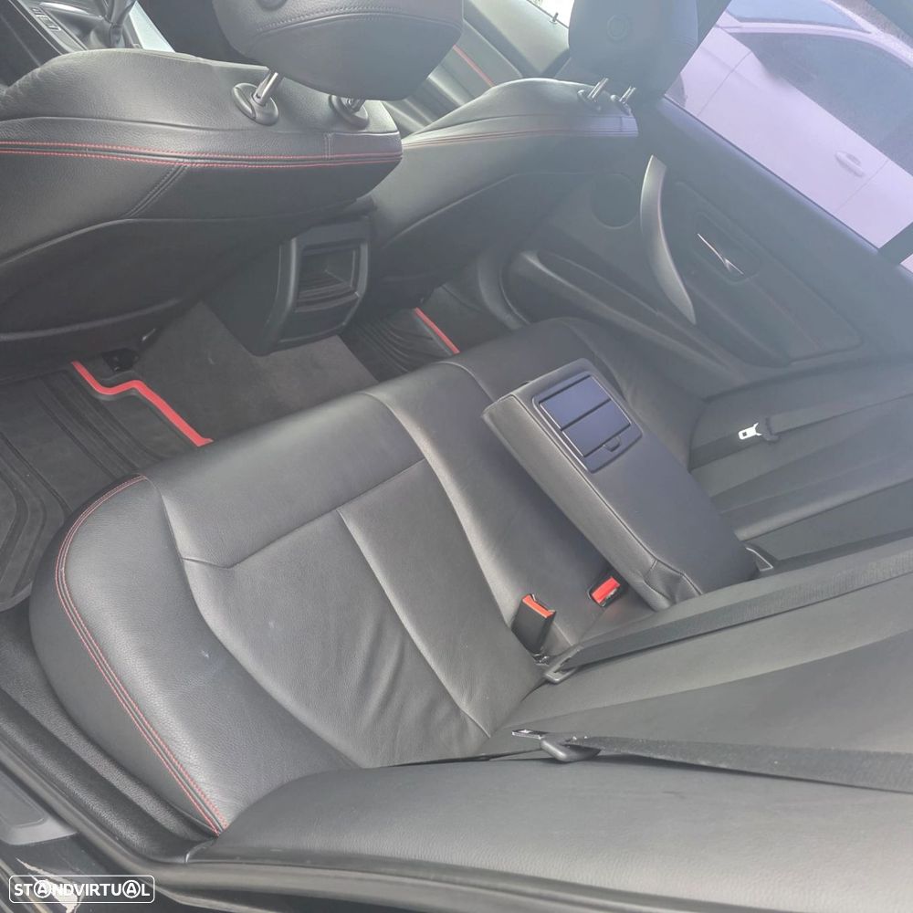 BMW 320 d Line Sport - 36