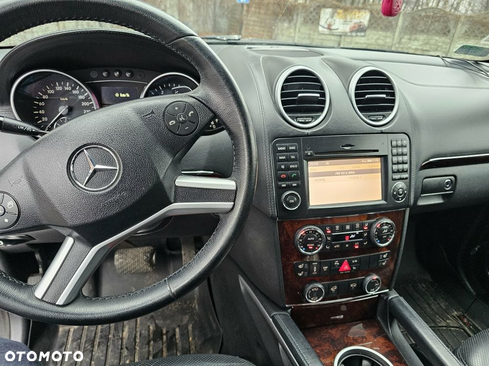 Mercedes-Benz GL - 5