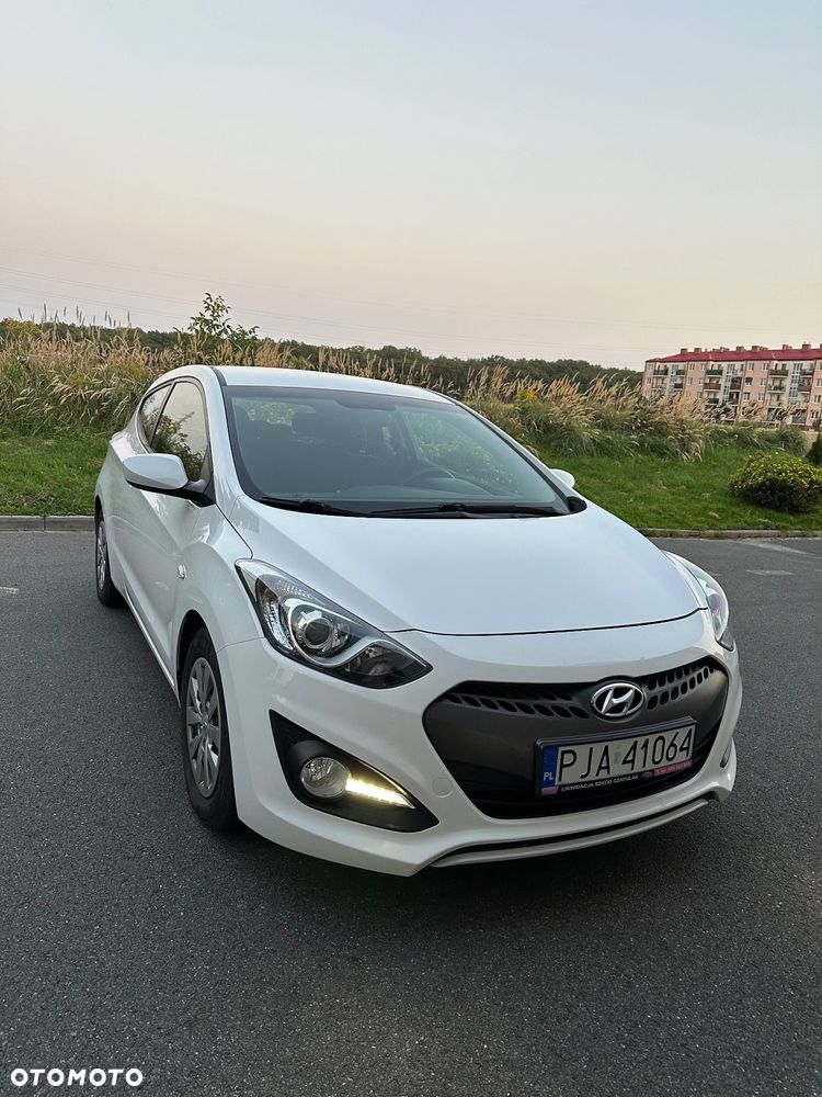 Hyundai i30 1.6 CRDi BlueDrive Comfort - 1
