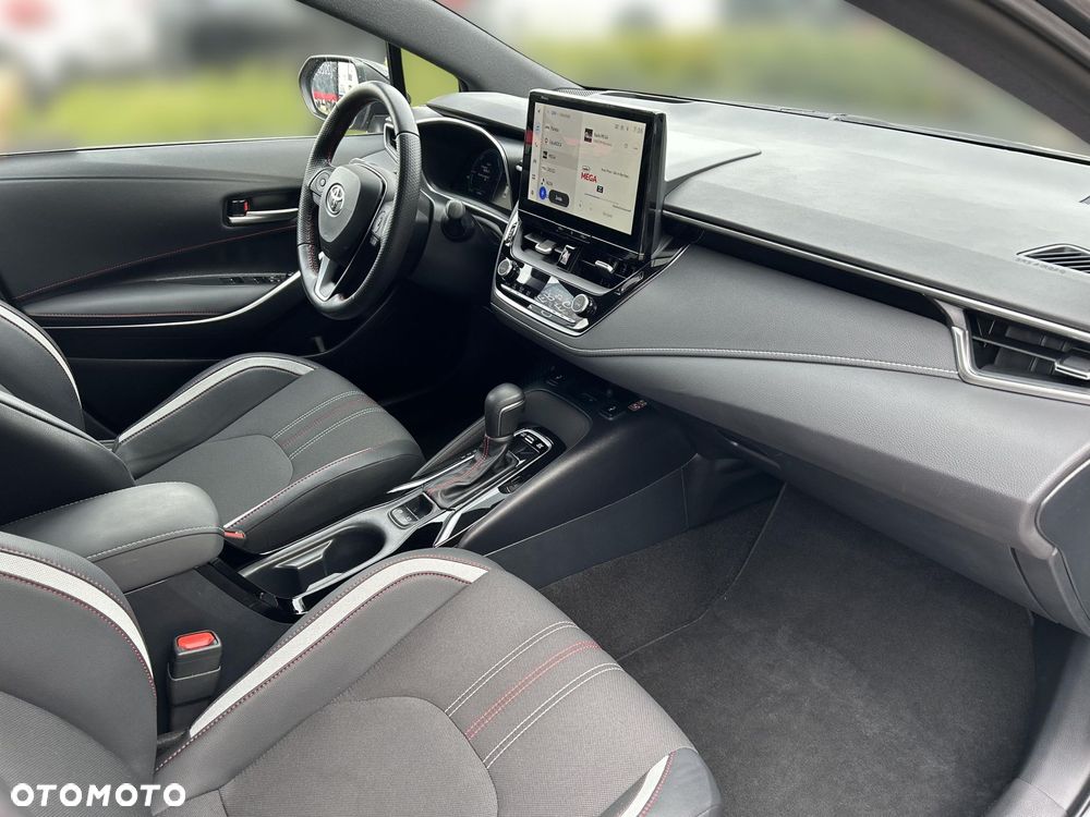 Toyota Corolla 1.8 Hybrid GR Sport Dynamic - 13