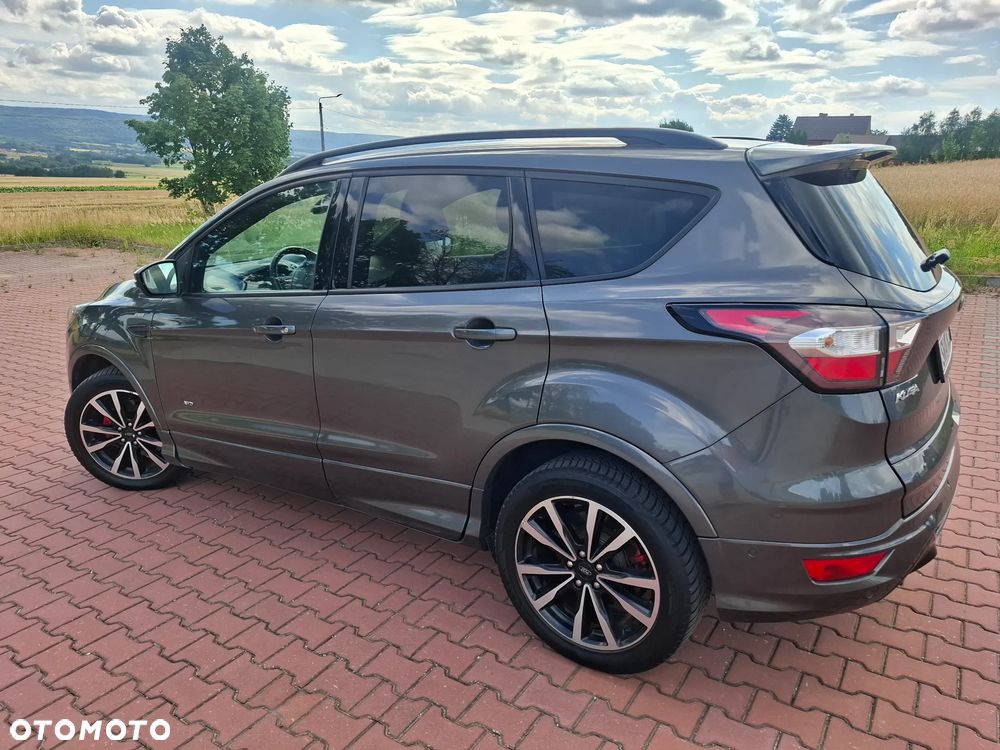 Ford Kuga 2.0 TDCi 4x4 ST-Line - 18