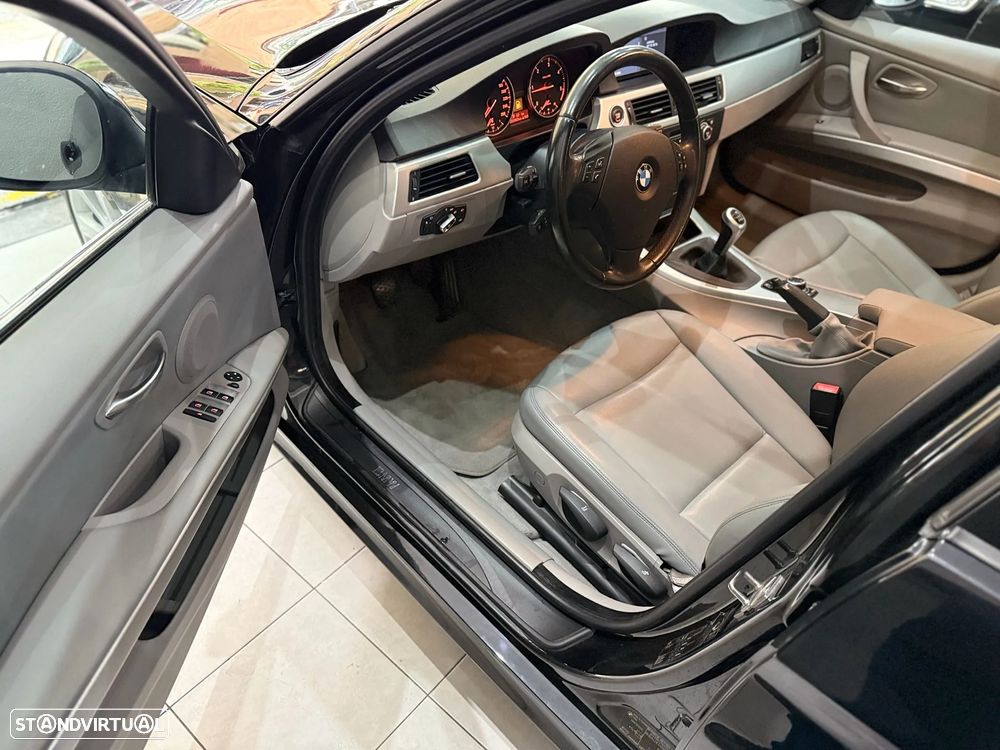 BMW 320 d Navigation - 19