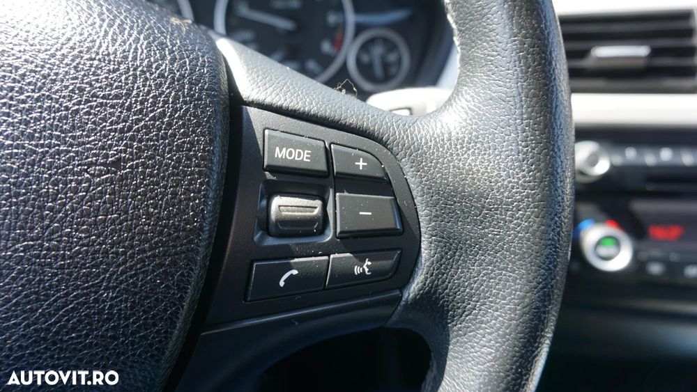 BMW Seria 3 318d Aut. Blue Performance - 23