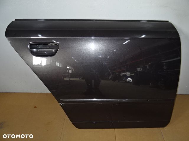 DRZWI PRAWY TYŁ PRAWE TYLNE AUDI A4 B7 KOMBI NR773 - 1
