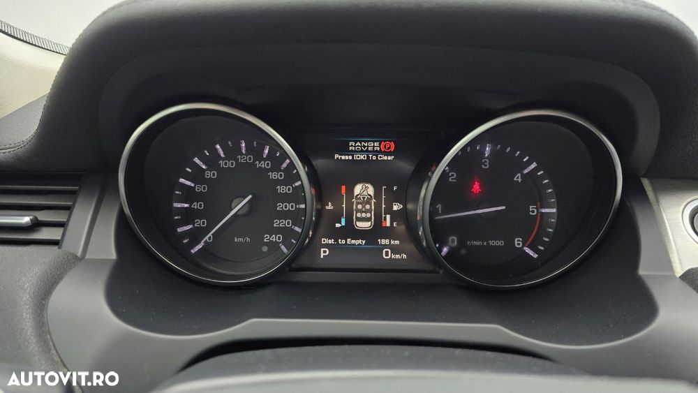 Land Rover Range Rover Evoque - 16