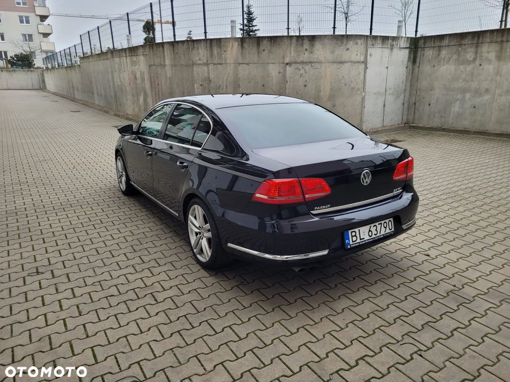 Volkswagen Passat 2.0 TDI Highline DSG - 4
