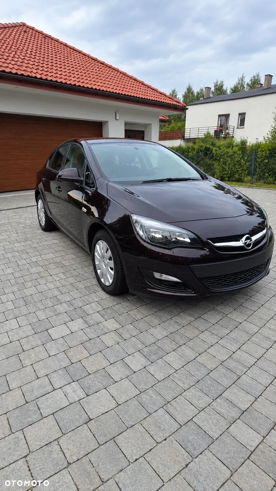 Opel Astra 1.6 Active - 1