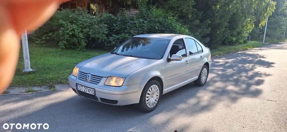 Volkswagen Bora - 1
