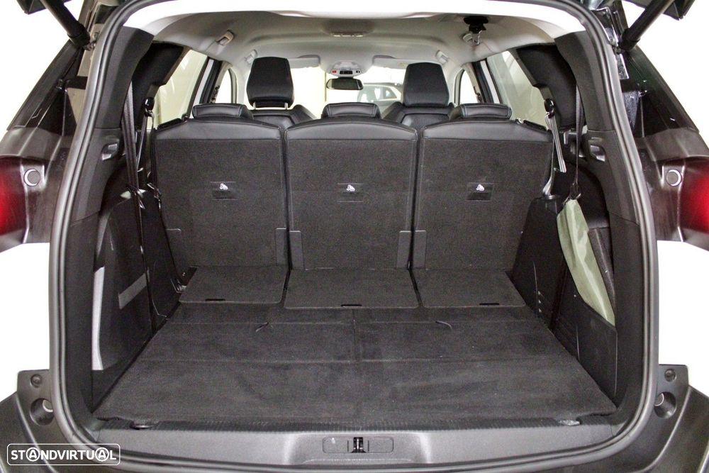 Peugeot 5008 1.5 BlueHDi Allure Pack EAT8 - 19