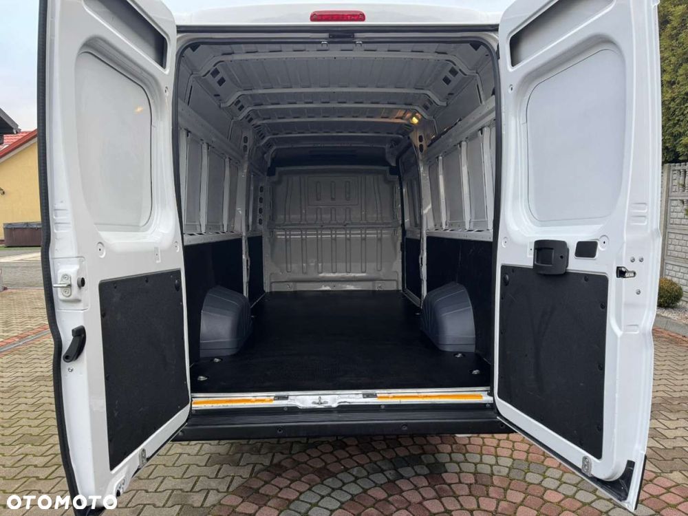 Opel Movano Maxi L4H2 Salon I właściciel - 32