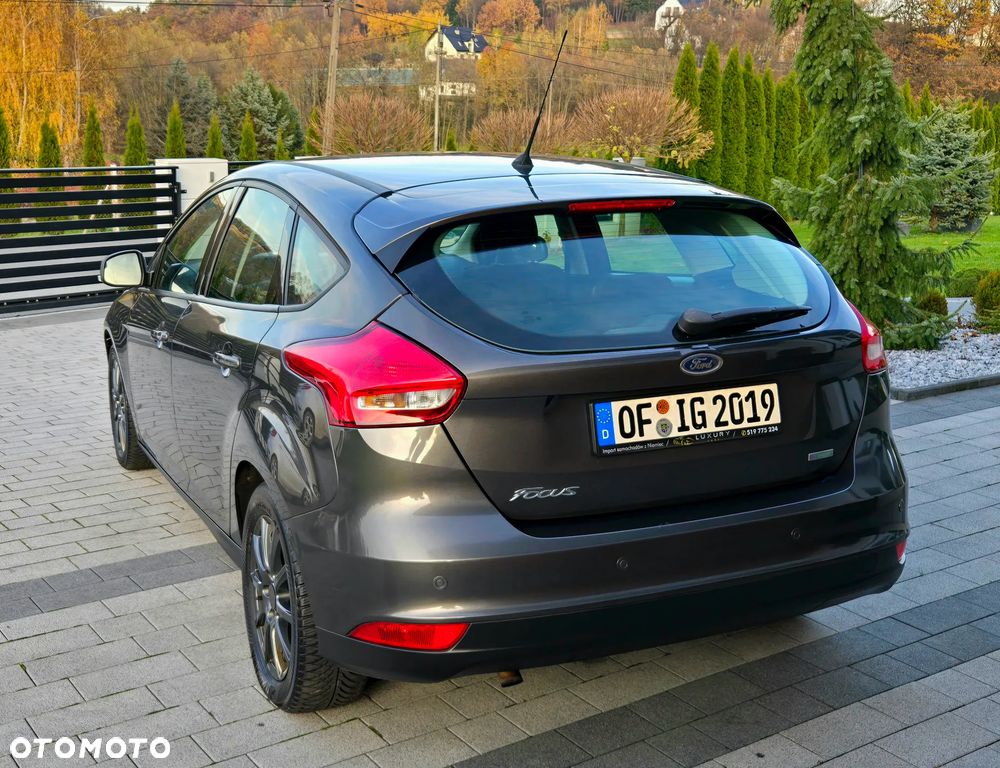 Ford Focus ver-1-0-ecoboost-start--stopp--system-active-x - 5