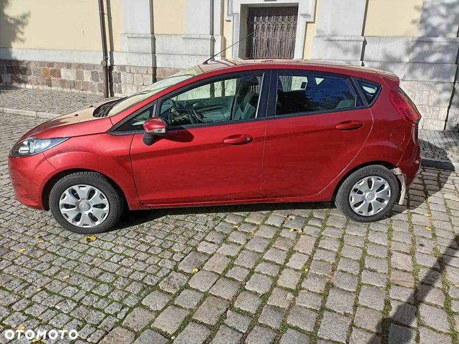 Ford Fiesta - 4