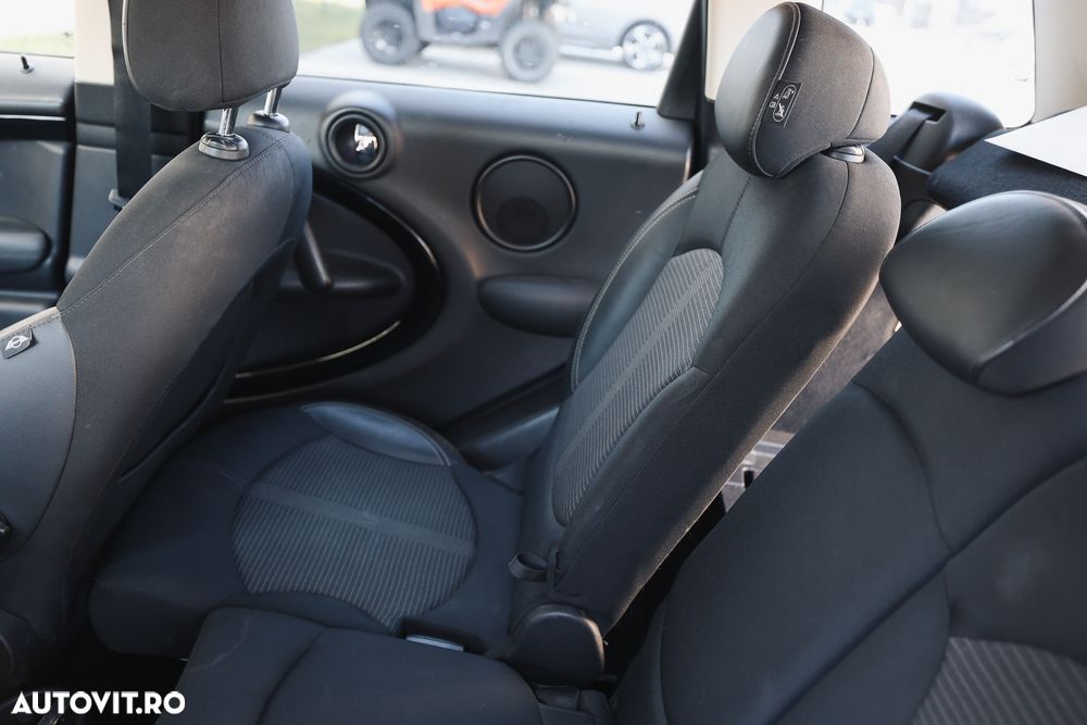 Mini Countryman - 38