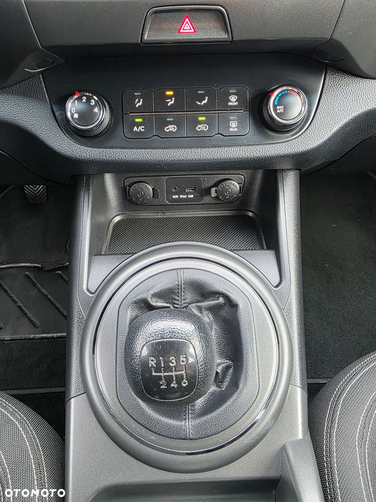 Kia Sportage 1.6 GDI L 2WD - 39