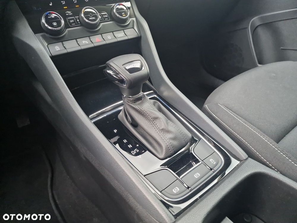 Skoda Karoq - 16