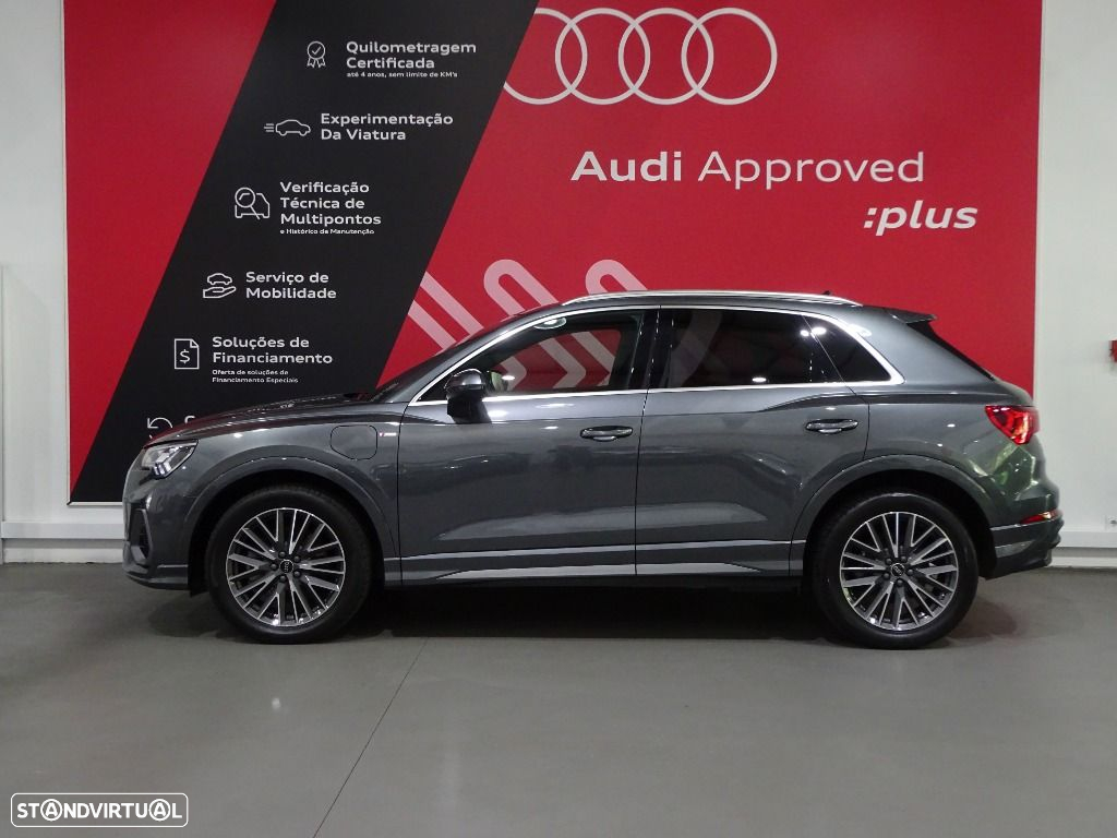 Audi Q3 45 TFSIe S line S tronic - 2