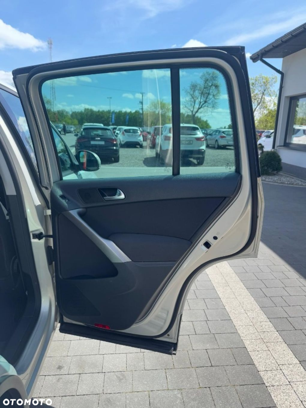Volkswagen Tiguan - 35