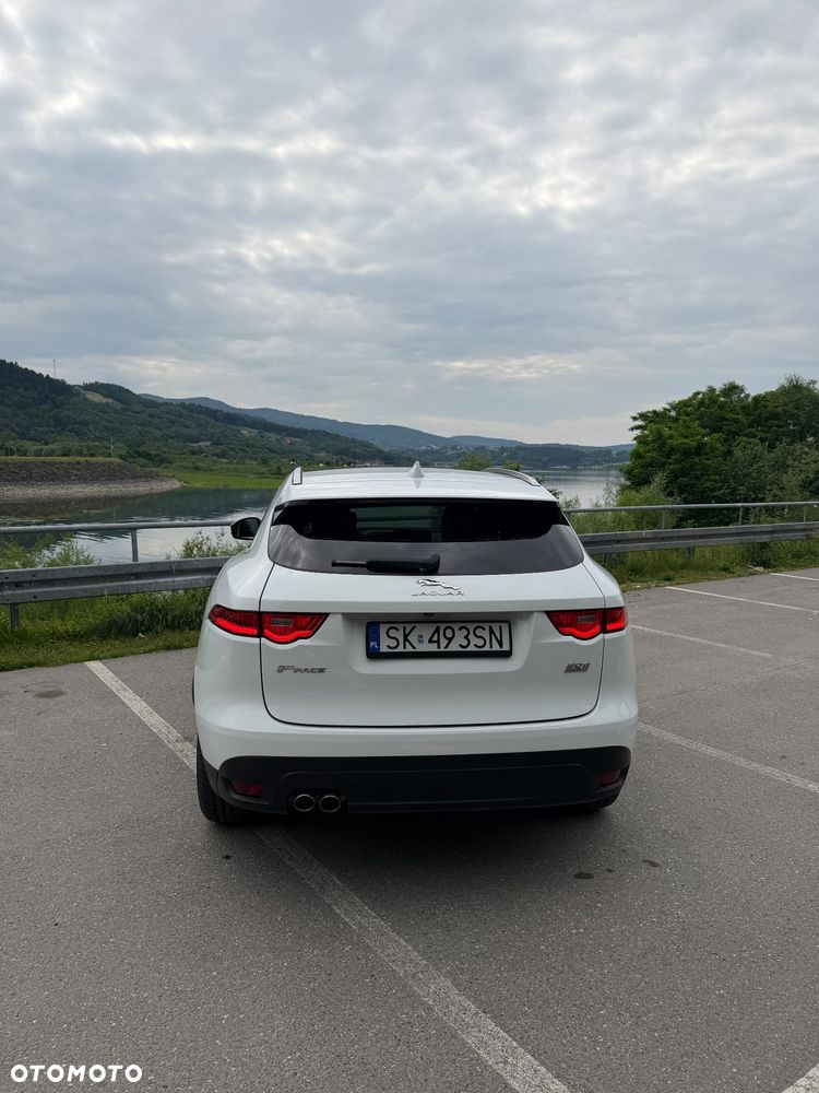 Jaguar F-Pace 2.0 i4D AWD Prestige - 5