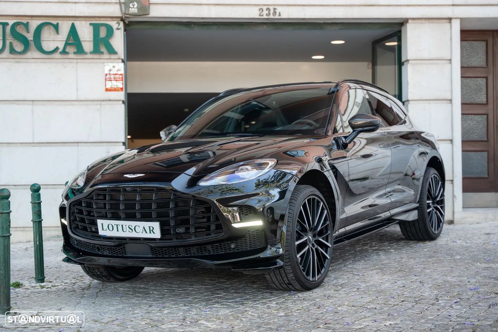 Aston Martin DBX 707 - 8