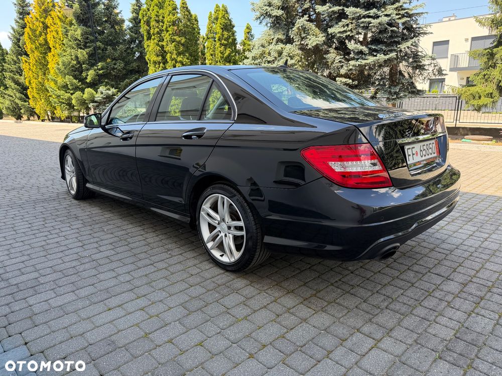 Mercedes-Benz Klasa C 220 CDI DPF Automatik Avantgarde - 9