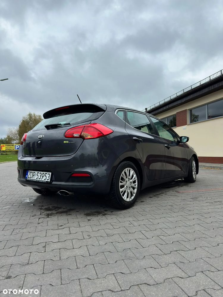 Kia Ceed 2013 photo 3