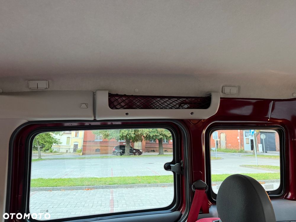 Opel Combo Tour N-Joy - 35