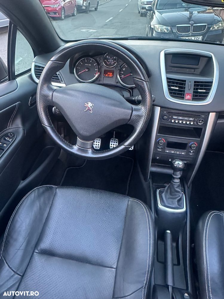 Peugeot 207 - 12