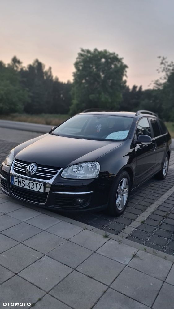Volkswagen Golf - 10