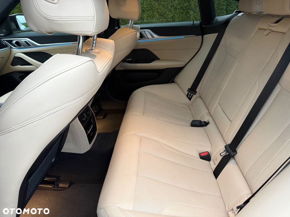 BMW i4 83.9kWh M50 xDrive - 8