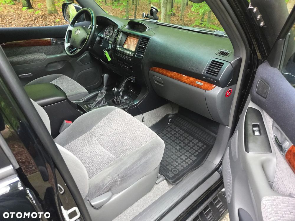 Toyota Land Cruiser 3.0 D Luna Voyage - 9