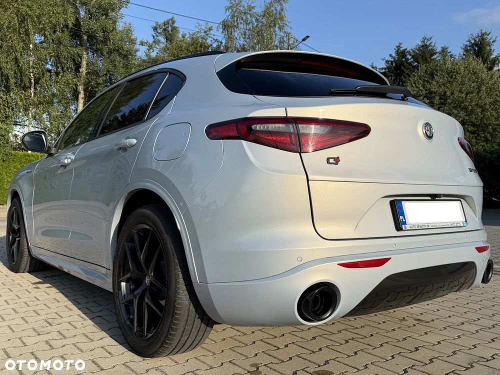 Alfa Romeo Stelvio 2.0 Turbo Veloce Q4 - 18