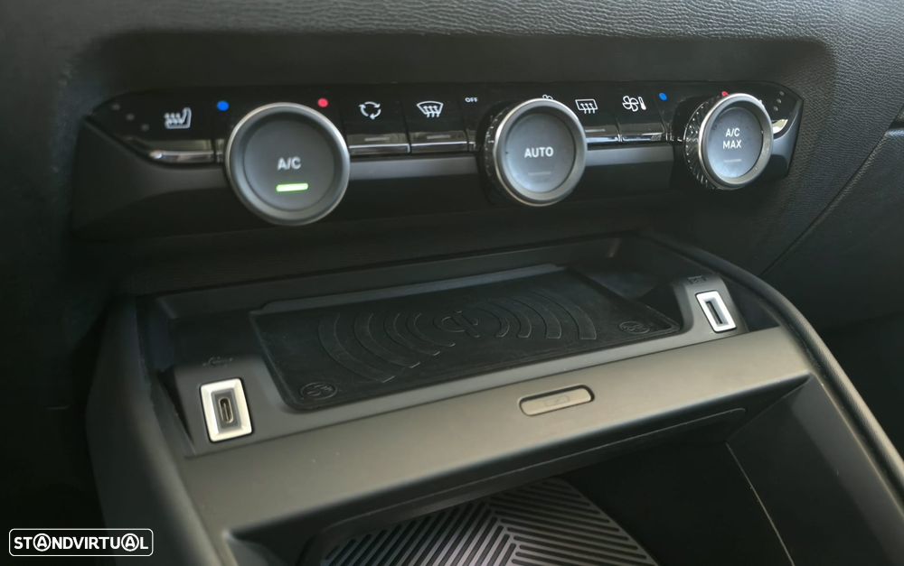 Citroën C4 PureTech 130 Stop&Start EAT8 SHINE - 18