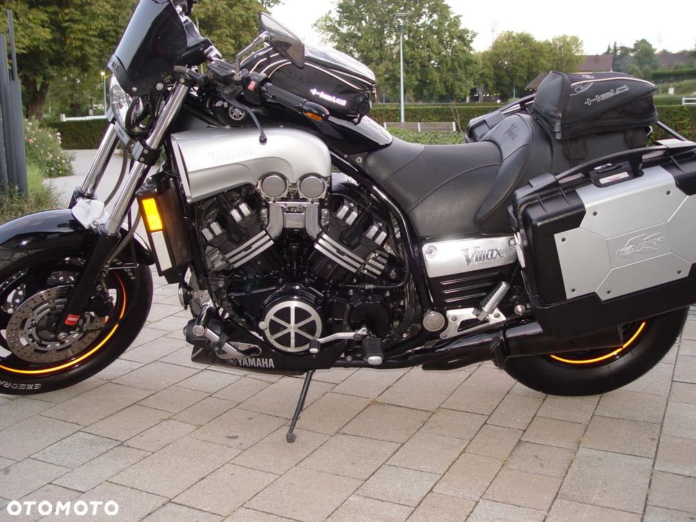 Yamaha V-MAX - 3