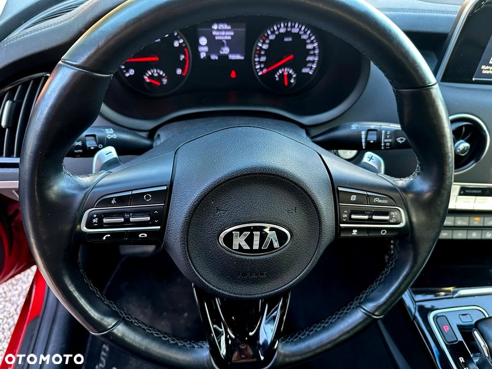 Kia Stinger 2.0 T-GDI GT Line - 12