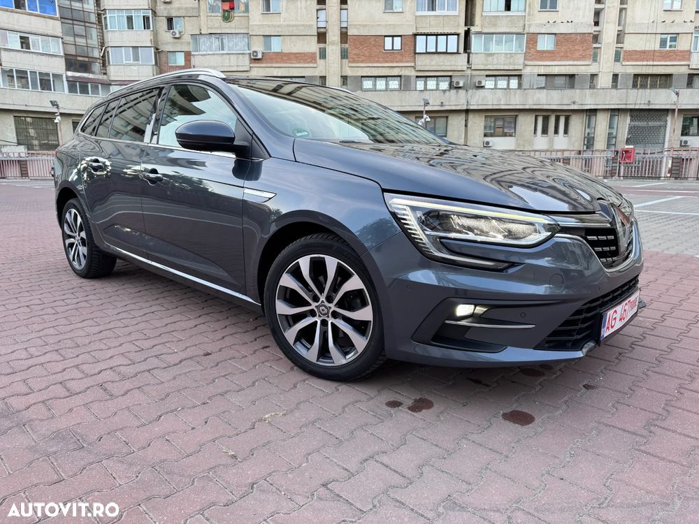 Renault Megane TCe 140 GPF EDC INTENS - 32