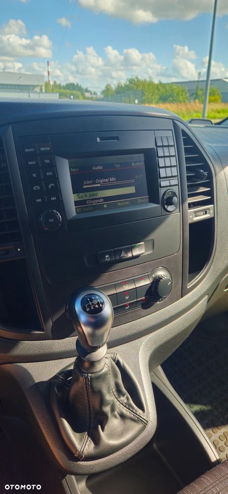 Mercedes-Benz VITO - 24