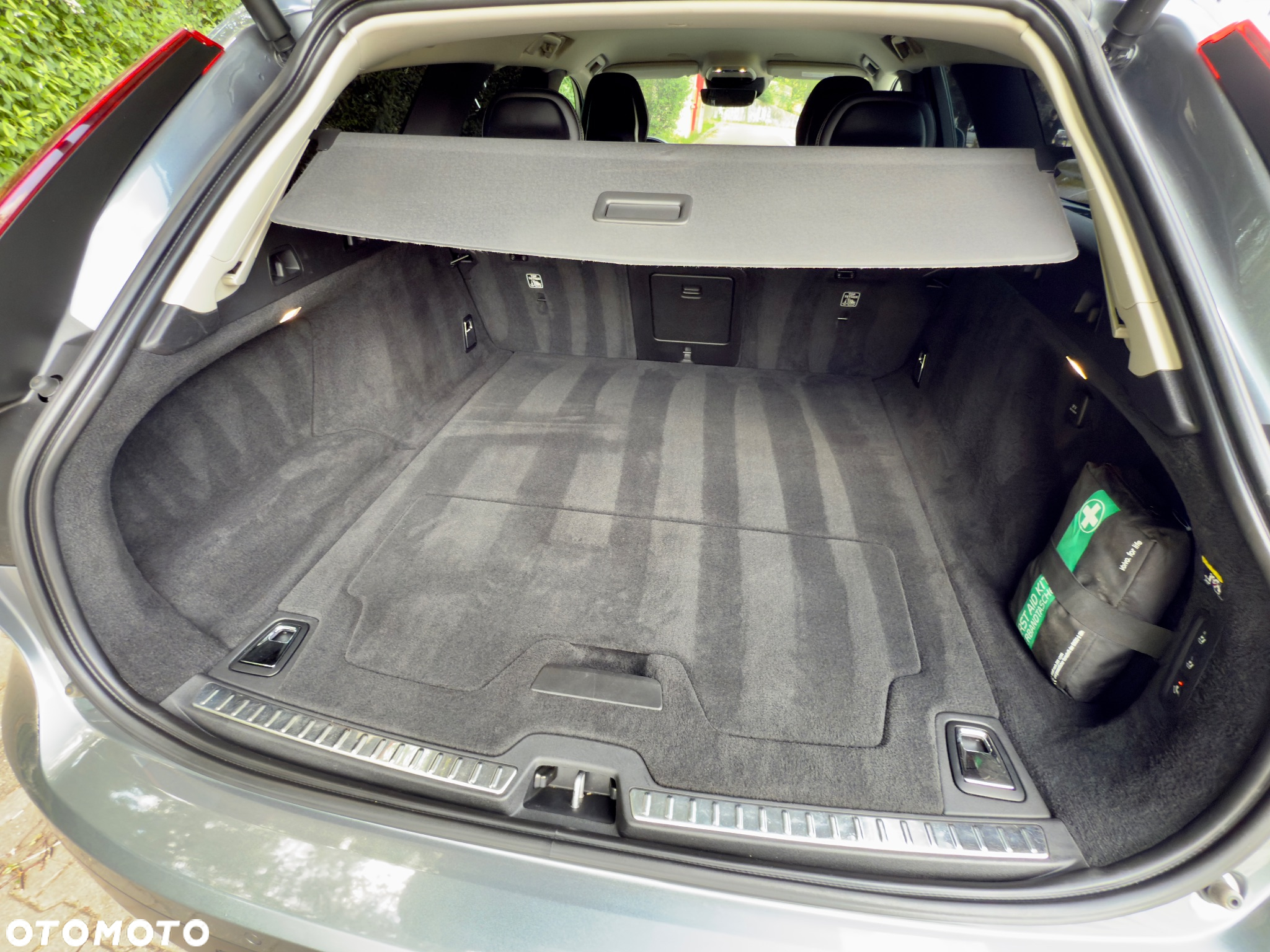 Volvo V90 D5 AWD Geartronic Inscription - 24