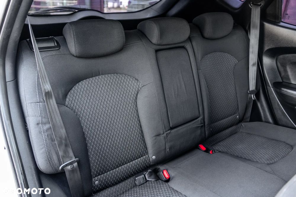 Hyundai ix35 1.6 GDI Comfort 2WD - 26