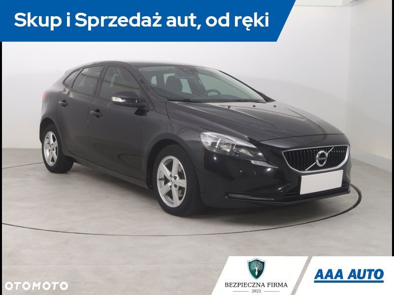 Volvo V40 - 2