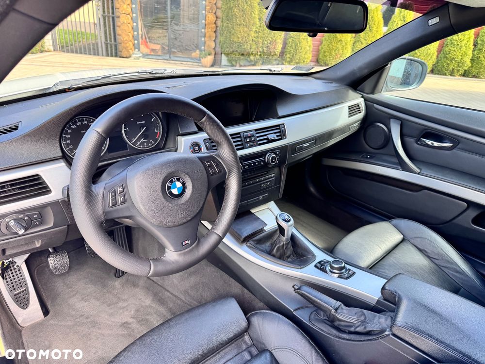 BMW Seria 3 320d - 12