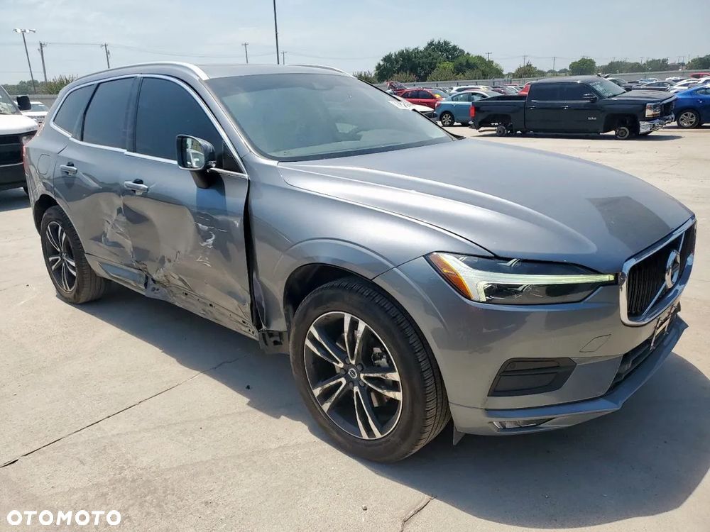 Volvo XC 60 T5 AWD Momentum - 5