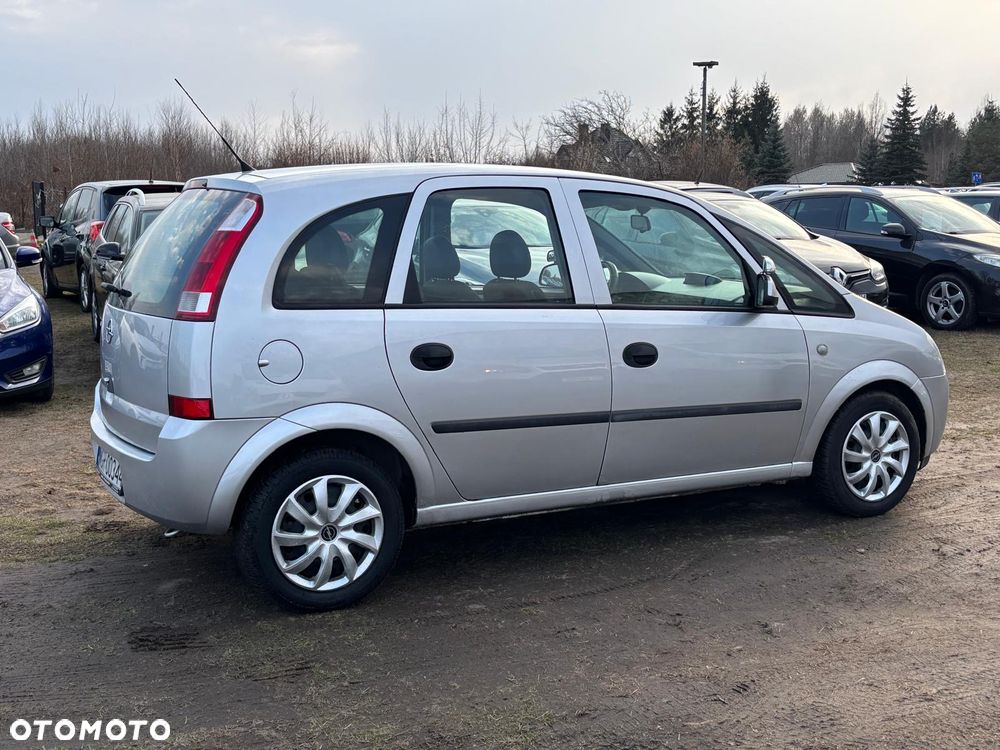 Opel Meriva 1.6 Cosmo - 21