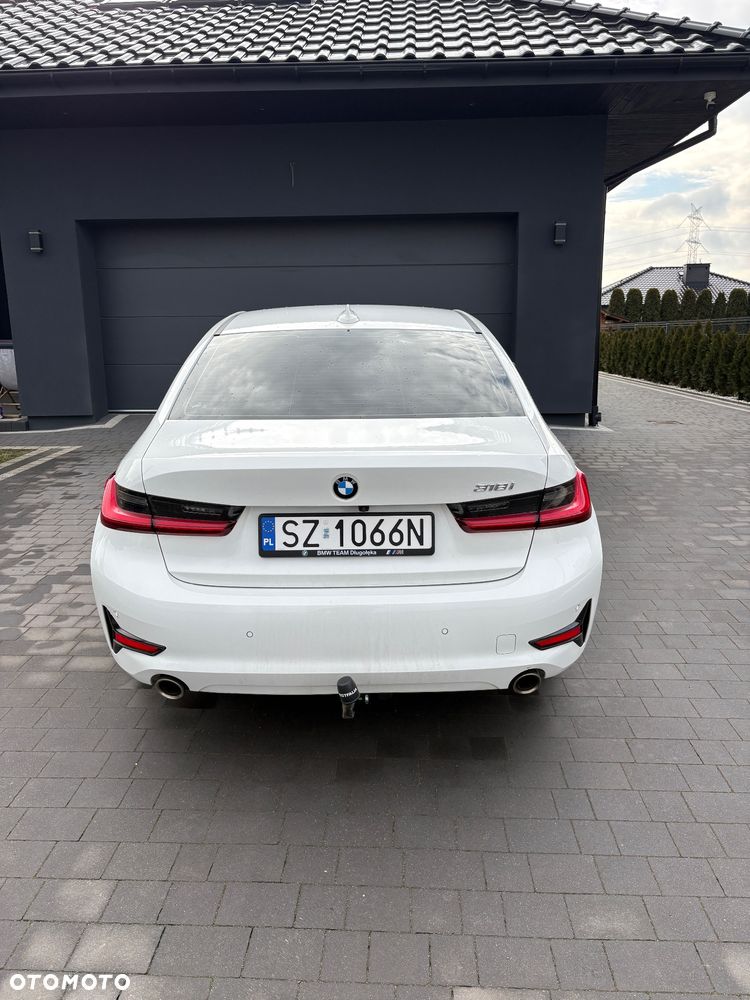 BMW Seria 3 318i - 3