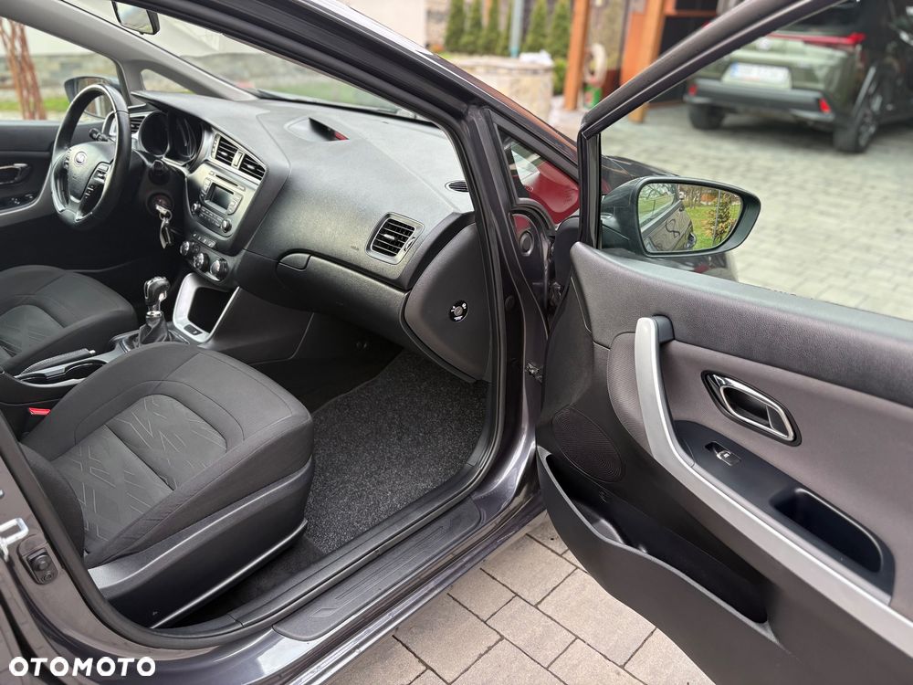 Kia Ceed - 7