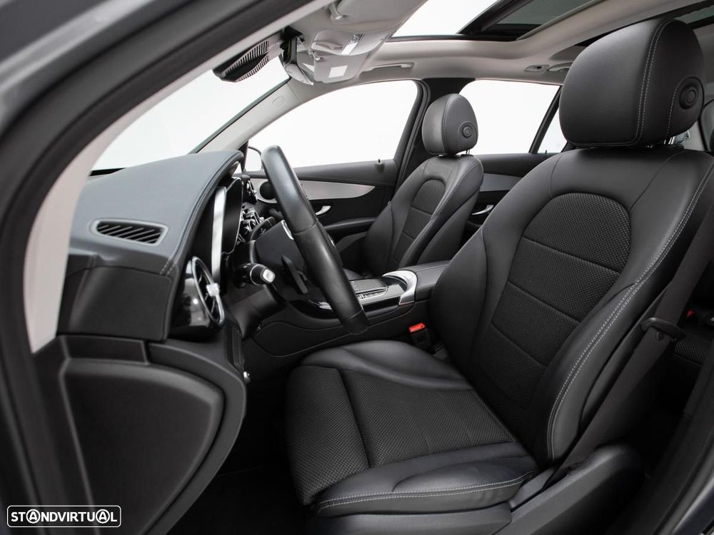 Mercedes-Benz GLC 300 de 4Matic 9G-TRONIC - 9