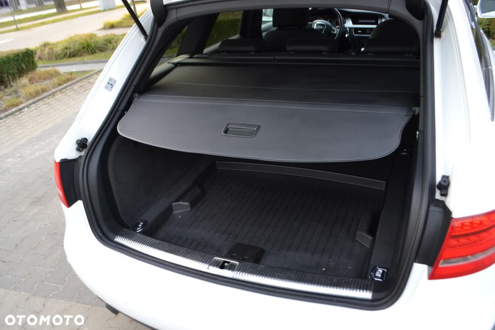 Audi A4 Avant 2.0 TDI DPF quattro - 14